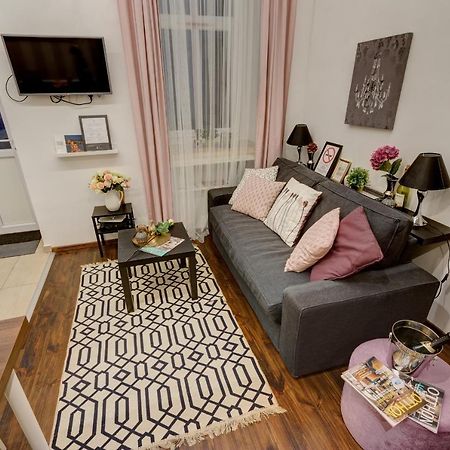 Lovely Apartment At Basilica Будапеща Екстериор снимка